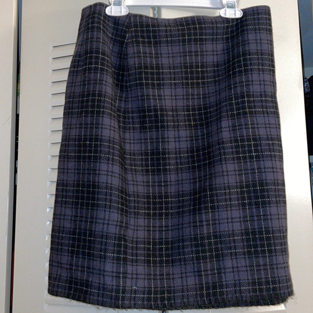 Eddie Bauer Women's Size 4 Black & Grey Plaid Wool Blend Skirt